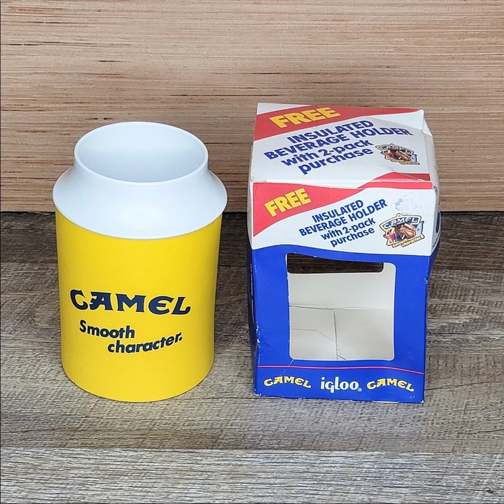 Camel Cigarette Igloo Beer Insulated Can Koozie Holder 1989 Promo Advertising